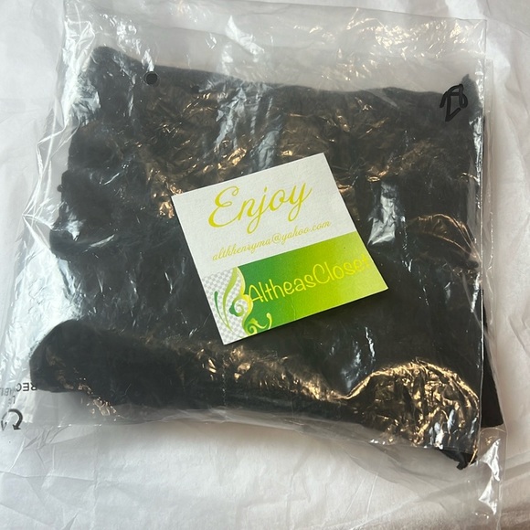 Intimate Apparel 28 - Picture 6 of 6